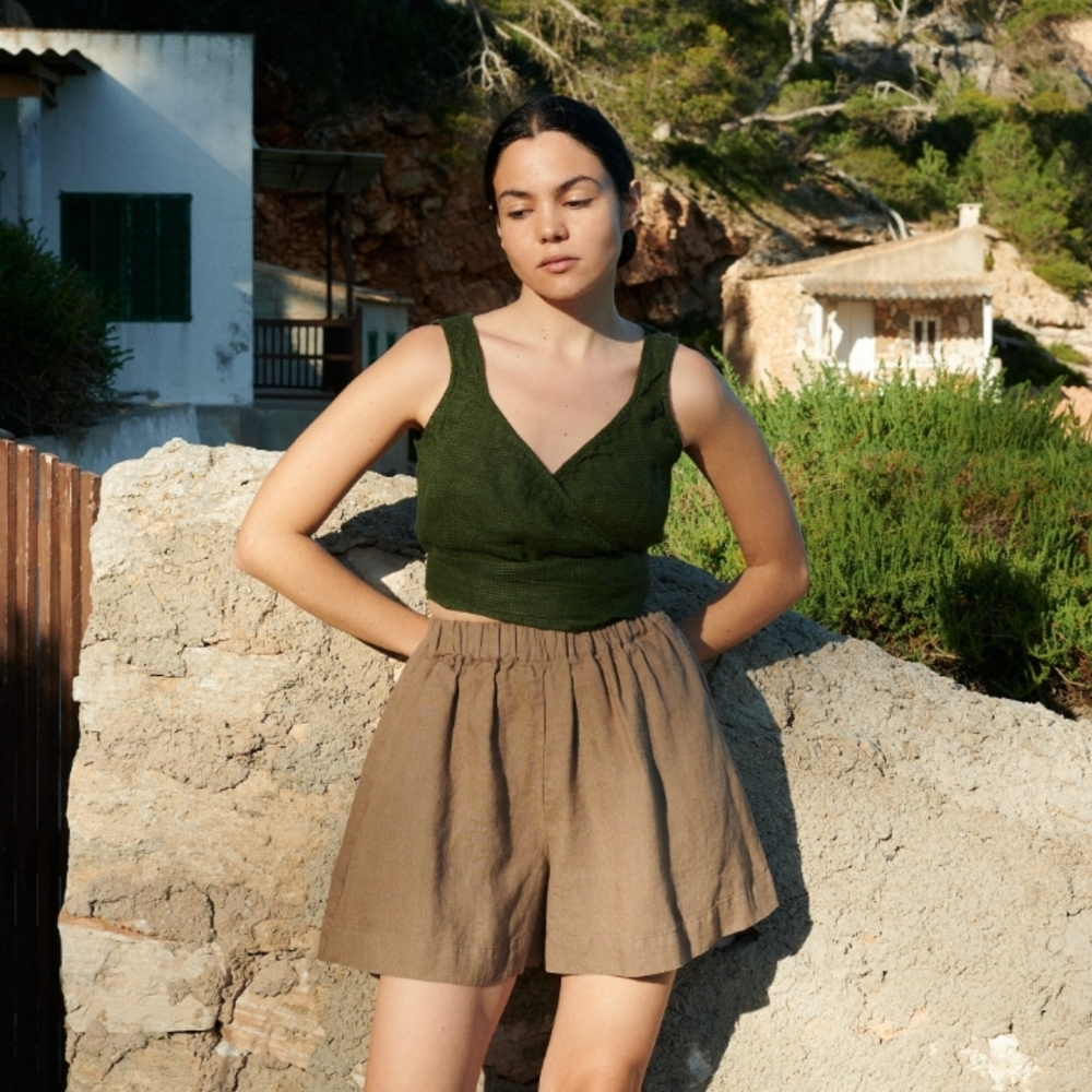 Women's Cacao Linen Shorts